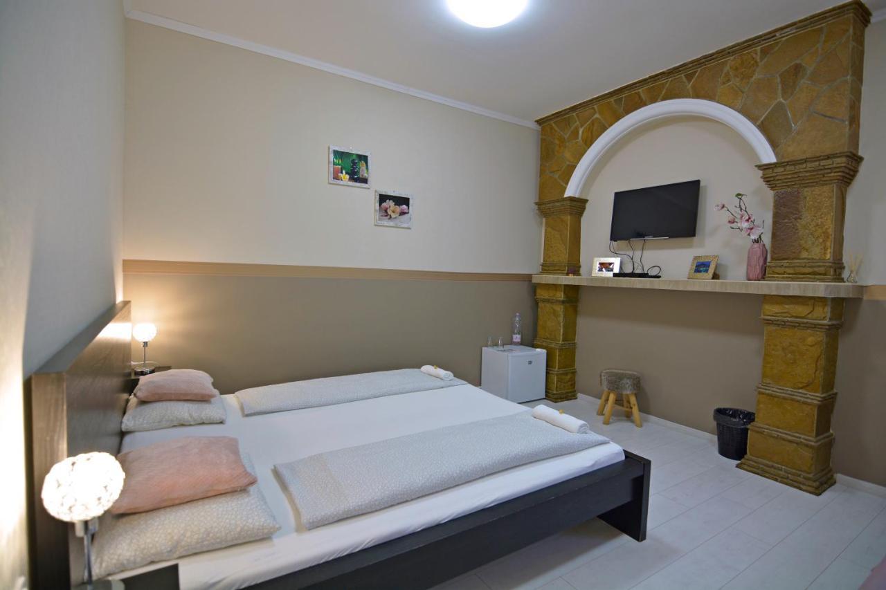 R.Gold Apartman Мако Екстер'єр фото